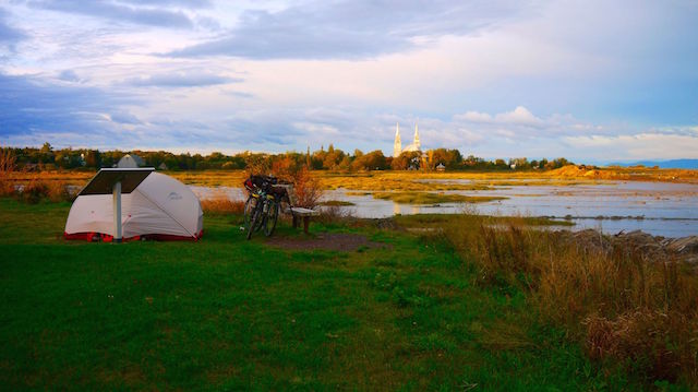 camping and cycling in quebec
