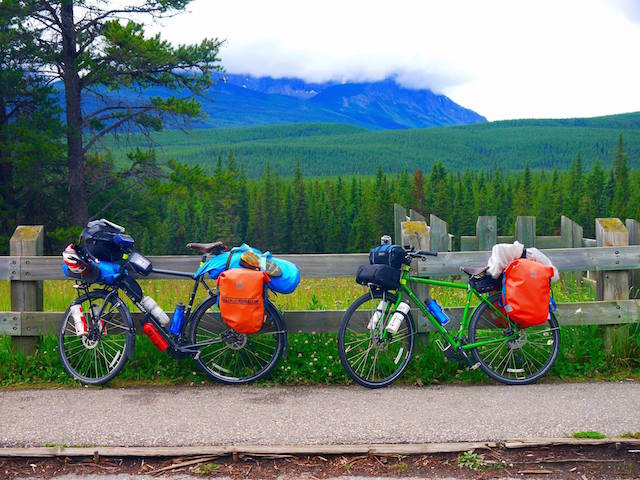 Cycling the Bow Valley Parkway